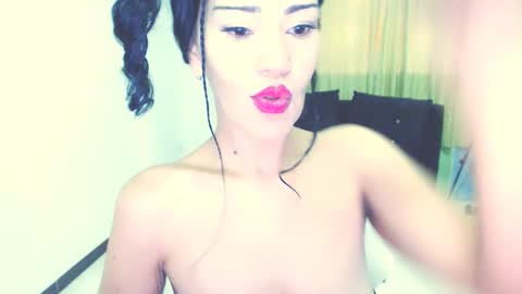 mari4you69 online show from March 1, 2025, 12:01 pm