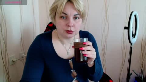 Mari online show from April 3, 2026, 5:27 am