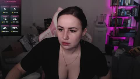 mari moore online show from June 7, 2026, 8:51 am