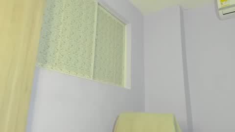 Snapshot of mari_sweeet chatting on February 22, 2025, 1:57 pm Meli-Mari online show from February 22, 2025, 1:57 pm