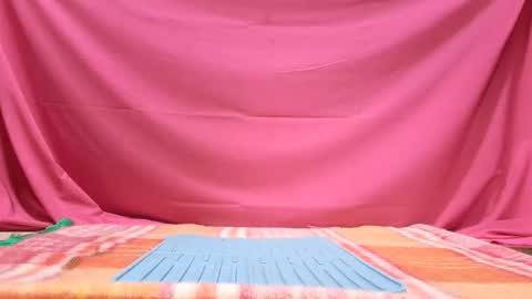 Maria Magdalena online show from December 21, 2025, 2:35 pm