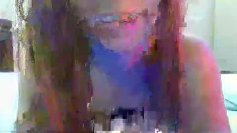 Snapshot of maria_eugenia chatting on November 10, 2025, 3:05 am Mareu online show from November 10, 2025, 3:05 am