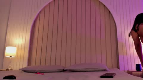 Maria  online show from December 5, 2025, 11:41 am