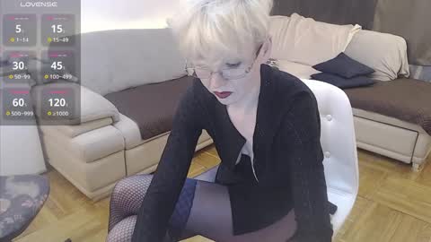 Snapshot of maria_lisica chatting on May 16, 2026, 10:58 am Mari online show from May 16, 2026, 10:58 am