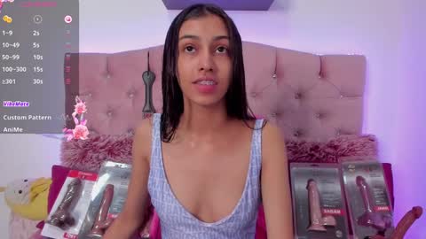 Snapshot of maria_skinny_ chatting on February 10, 2025, 7:49 pm My name is Valentina online show from February 10, 2025, 7:49 pm