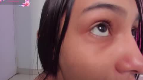 Snapshot of maria_skinny_ chatting on February 18, 2025, 7:19 pm My name is Valentina online show from February 18, 2025, 7:19 pm