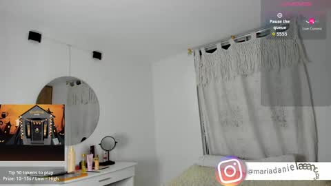 mariadanielasanchez online show from October 7, 2025, 2:09 am