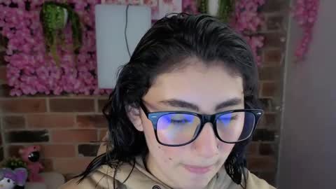 Snapshot of mariagh_ chatting on May 2, 2026, 7:30 pm Maria online show from May 2, 2026, 7:30 pm