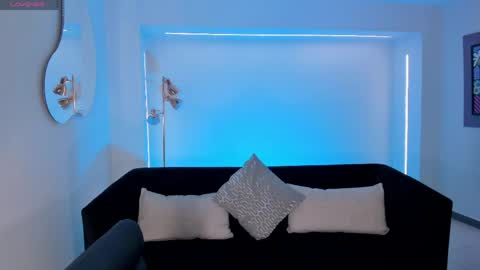 Snapshot of mariaherrera_ chatting on April 28, 2026, 2:27 am MARIA HERRERA online show from April 28, 2026, 2:27 am