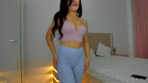 MariaLove online show from January 11, 2026, 6:13 pm