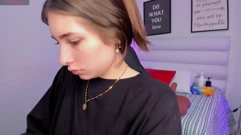 Mariam online show from February 26, 2025, 5:07 pm