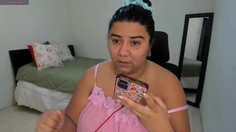   Mariam Castiblanco online show from June 1, 2026, 8:10 pm