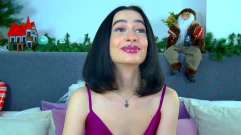 MariaMenson online show from December 14, 2024, 9:45 pm