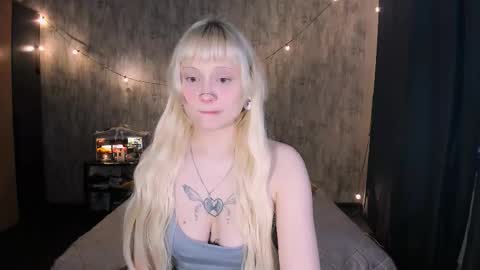 Maria online show from December 14, 2025, 4:40 am