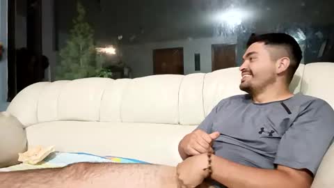 Snapshot of mariana114o chatting on February 15, 2026, 3:47 am Mariana online show from February 15, 2026, 3:47 am