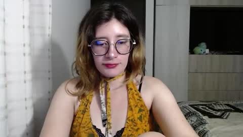 Snapshot of mariana124_ chatting on December 9, 2024, 6:46 pm Mariana online show from December 9, 2024, 6:46 pm