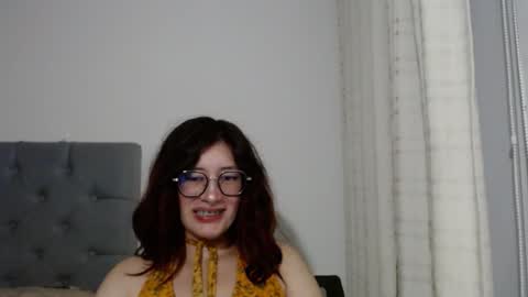 Snapshot of mariana124_ chatting on January 8, 2025, 10:16 pm Mariana online show from January 8, 2025, 10:16 pm