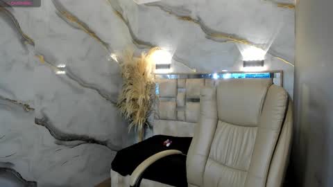 Mariana online show from March 16, 2026, 11:58 am