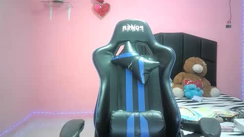 mariana995649 online show from January 11, 2026, 2:22 pm