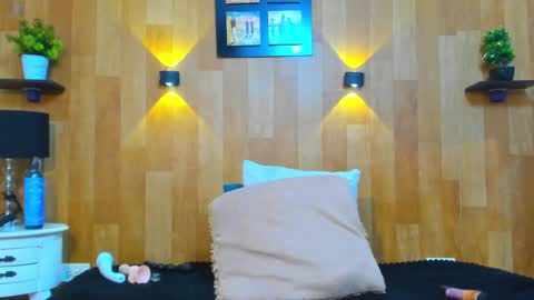 Snapshot of mariana_aangel chatting on March 9, 2025, 3:38 pm Mariana Angel online show from March 9, 2025, 3:38 pm