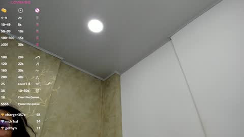 Snapshot of mariana_allen chatting on January 7, 2025, 9:50 am Mariana Allen online show from January 7, 2025, 9:50 am