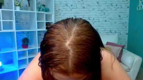 Snapshot of mariana_blonde chatting on February 4, 2026, 12:00 pm Mariana online show from February 4, 2026, 12:00 pm