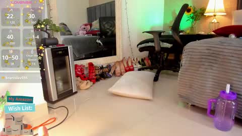 Mar y online show from March 3, 2025, 9:26 pm