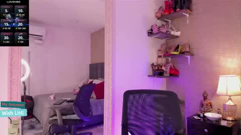 Mar y online show from November 21, 2025, 3:22 pm