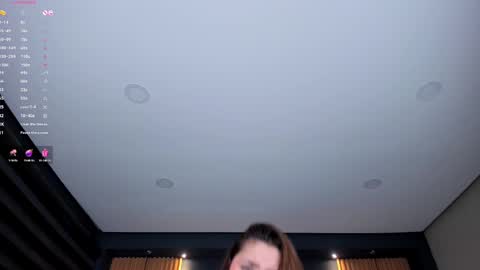 Mariana Castro online show from January 3, 2025, 7:39 pm