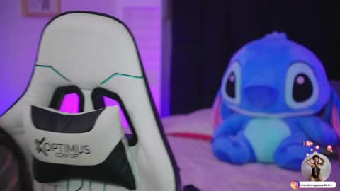 Mariana  online show from April 20, 2026, 11:46 am