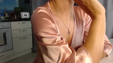 MarianaMur online show from September 17, 2025, 5:42 am