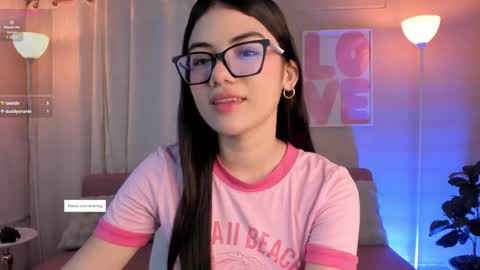 Mariana online show from March 15, 2026, 12:11 pm