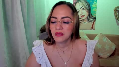 Mariana Lopez online show from October 12, 2025, 12:31 am