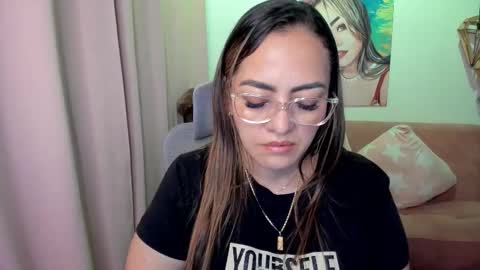 Mariana Lopez online show from November 23, 2025, 11:59 pm