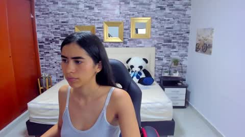 Mariana online show from January 13, 2025, 7:10 pm