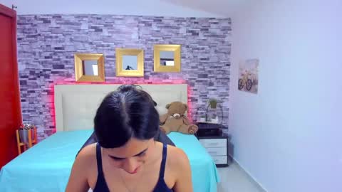 Mariana online show from February 14, 2025, 1:23 am