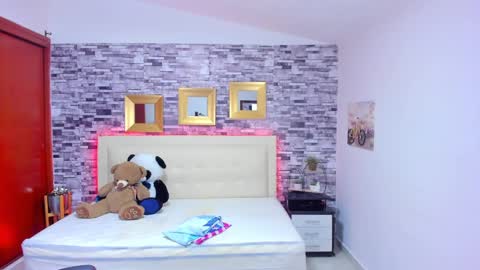 Mariana online show from February 19, 2025, 8:10 pm