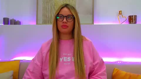 Maria online show from February 9, 2025, 9:28 pm