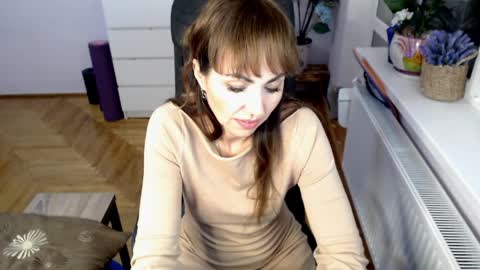 Snapshot of marianika chatting on May 8, 2026, 6:46 pm marianika online show from May 8, 2026, 6:46 pm