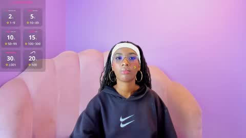 marianrosse online show from October 3, 2025, 9:12 pm