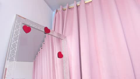 marianrosse online show from June 2, 2026, 12:56 am
