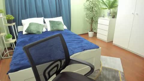 mariarobinsone online show from October 12, 2025, 11:20 am