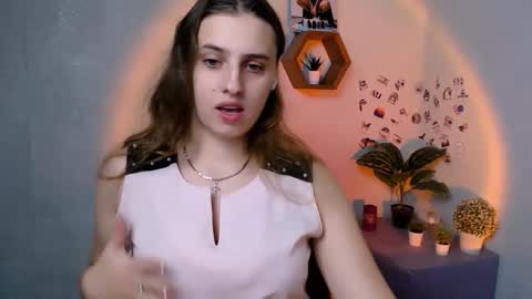 Mariia online show from October 14, 2025, 12:06 pm