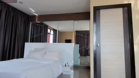 Marie online show from March 16, 2026, 2:28 am