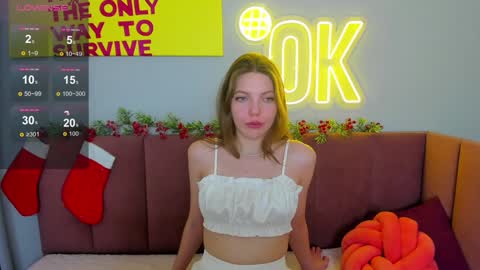 Snapshot of marie_reyes_ chatting on December 19, 2024, 1:39 am Mary 3 online show from December 19, 2024, 1:39 am