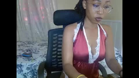 mariejuana online show from October 10, 2025, 1:43 pm