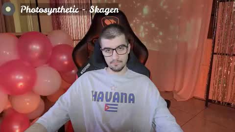 Marie online show from September 15, 2025, 8:47 am