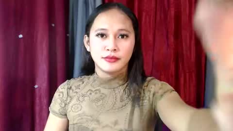 Snapshot of mariellefuck chatting on May 3, 2026, 12:44 pm marielle online show from May 3, 2026, 12:44 pm