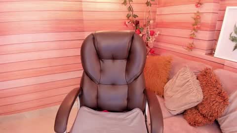 Marien online show from February 9, 2025, 2:28 am