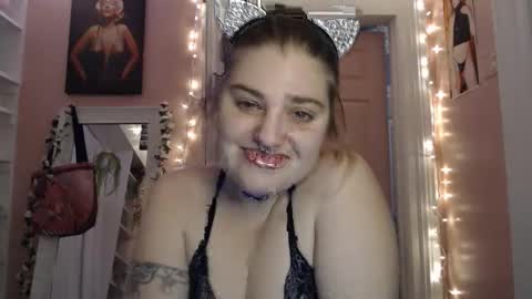 marigoldrue online show from November 22, 2025, 11:37 pm